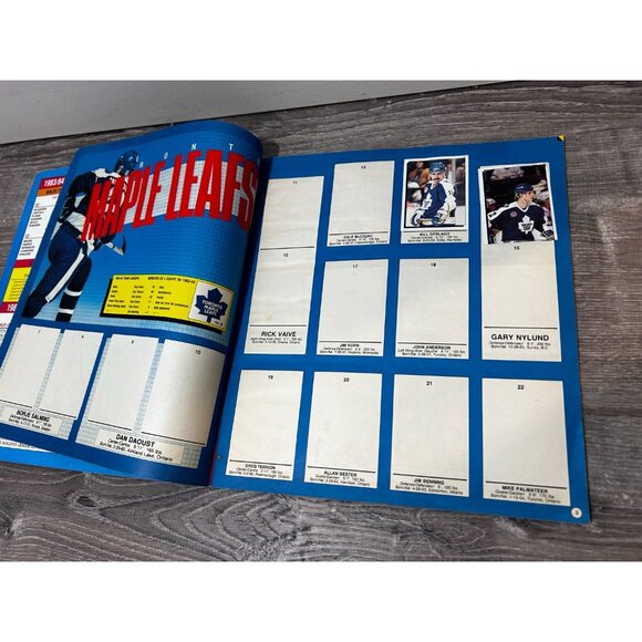 1984 O-Pee-Chee NHL Hockey Sticker Yearbook Paperback - Picture 3 of 6